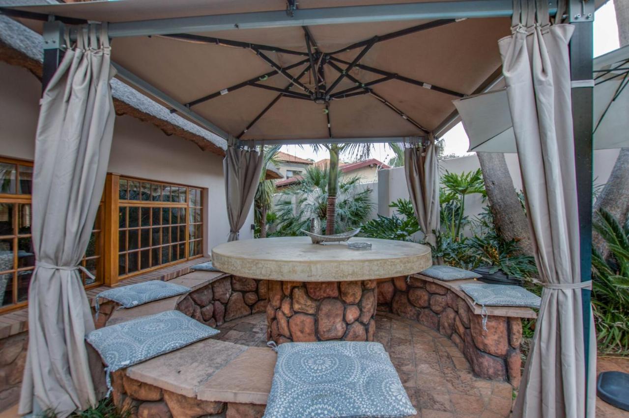 Kassaboera Lodge Hartbeespoort Exterior foto